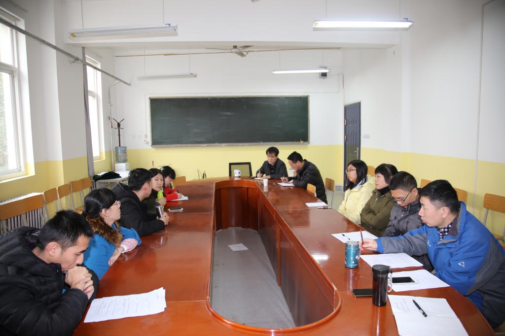 beat365召开数学建模竞赛总结座谈会